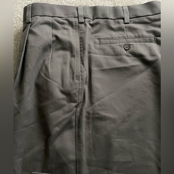 🆕 Savane Performance Straight Fit Easy Care Pleated Chinos - Picture 6 of 12